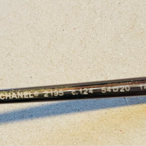 Chanel Square optical, Removable Pearl Chain Eyeglasses 2195 Silver - Picture 12 of 12